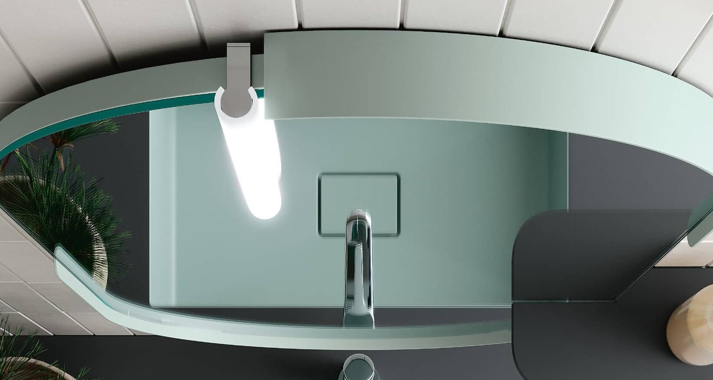 Customised mirrors — custom-made to adapt to the decor and the wall space available