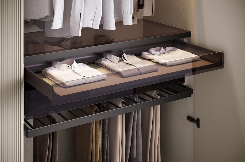 Custom wardrobe — Pull-out shirt tray