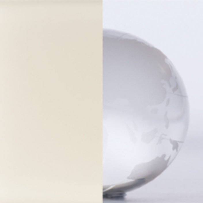 Glossy Silk Lacquered shiny glass