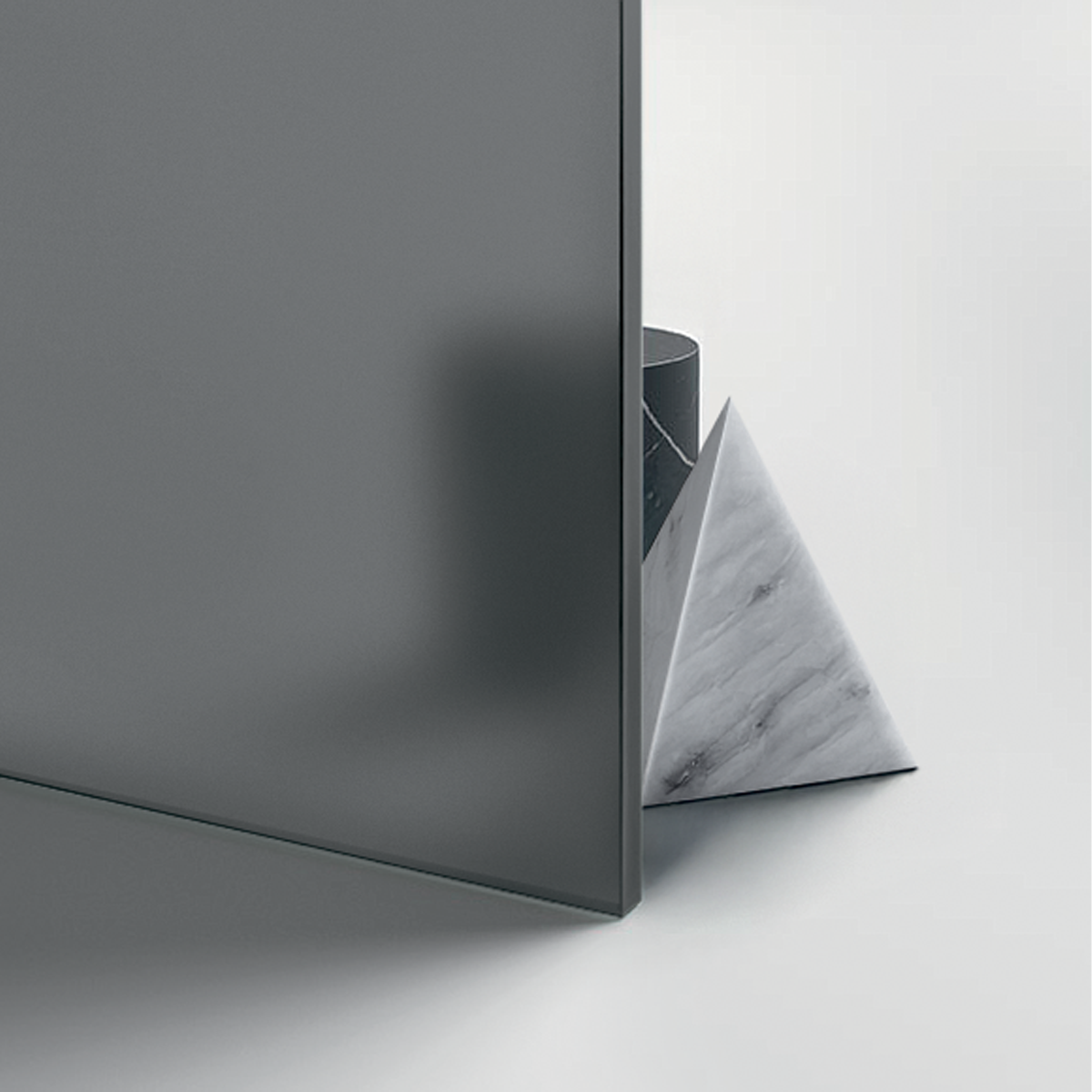 03A Acidato Grigio glass swatch