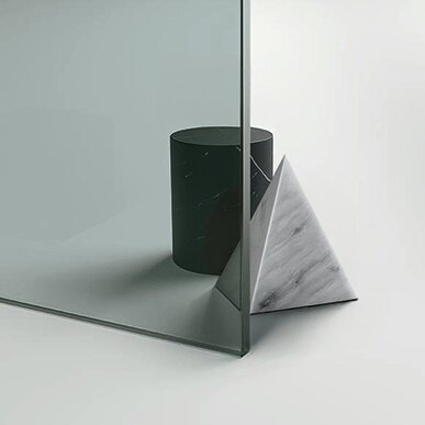 03A Trasparente Grigio glass swatch
