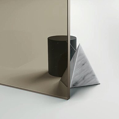 04A Trasparente Bronzo glass swatch