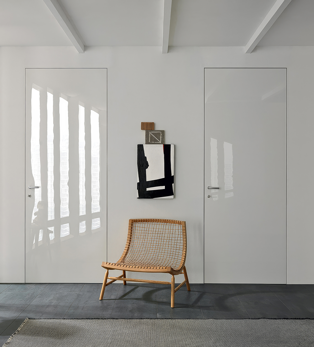 Life collection glass partition between rooms
