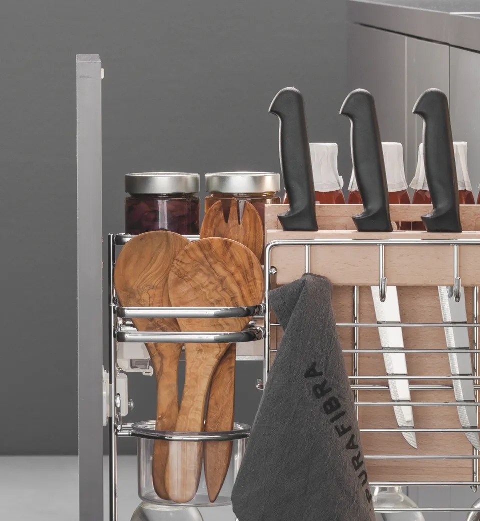 Multipurpose pull-out — catalog photo