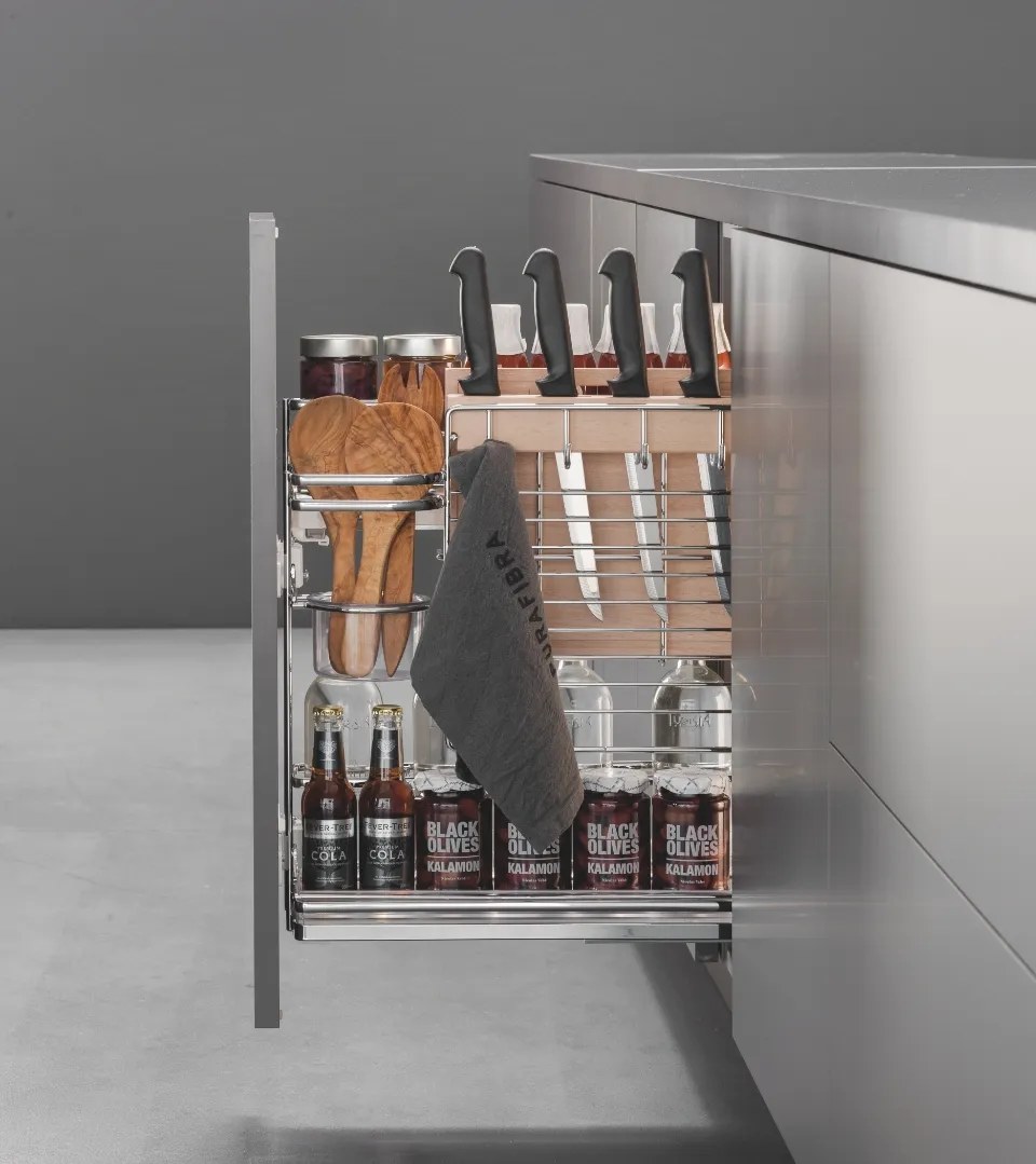 Multipurpose pull-out
