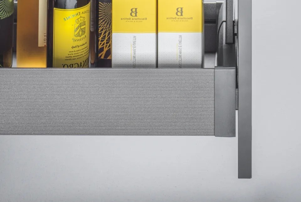 Urban bottle organizer — catalog photo
