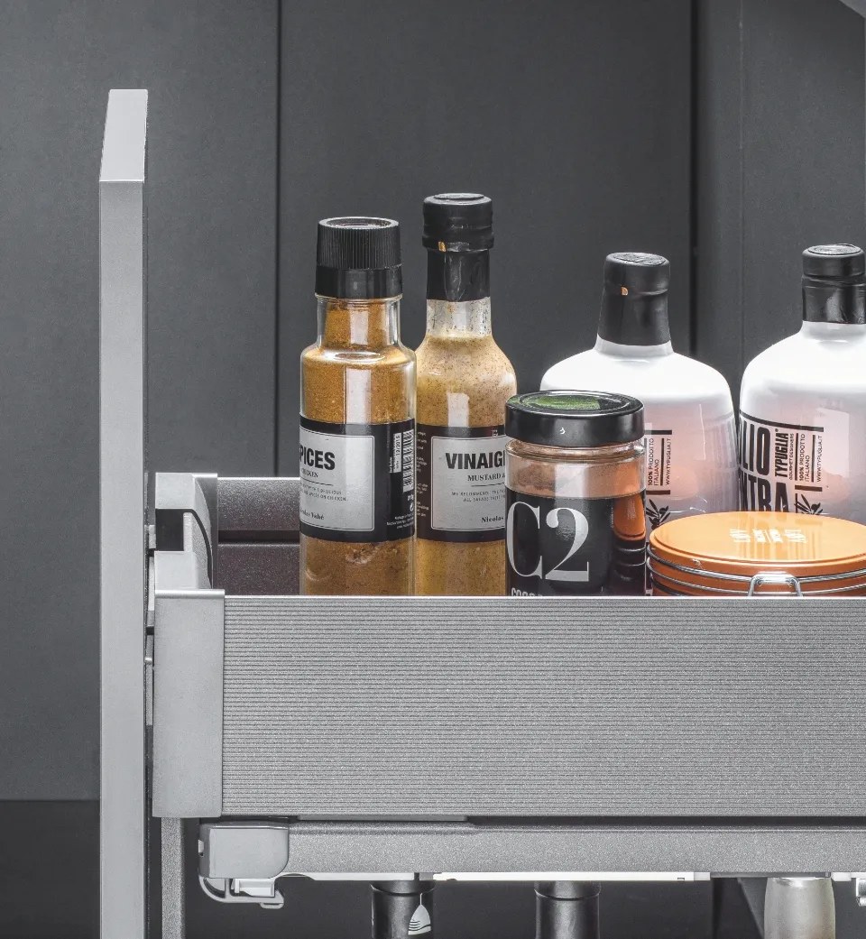 Urban bottle organizer — catalog photo