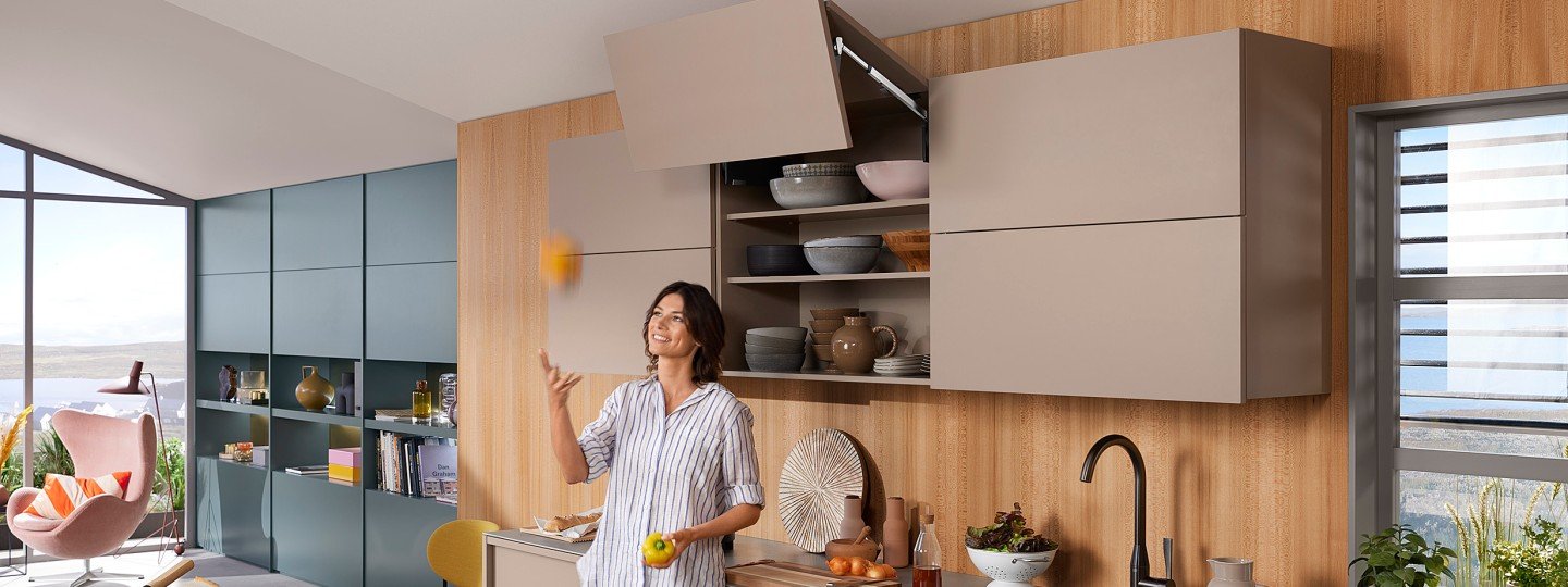 AVENTOS HF top