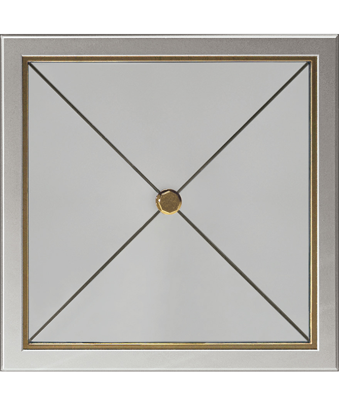Gold-Edged Lacquer door detail