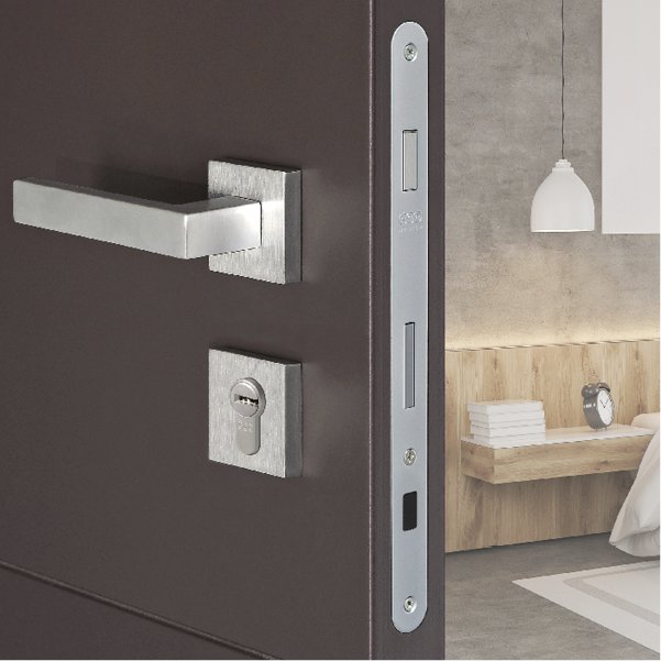 AGB Opera iControl electronic hotel lock