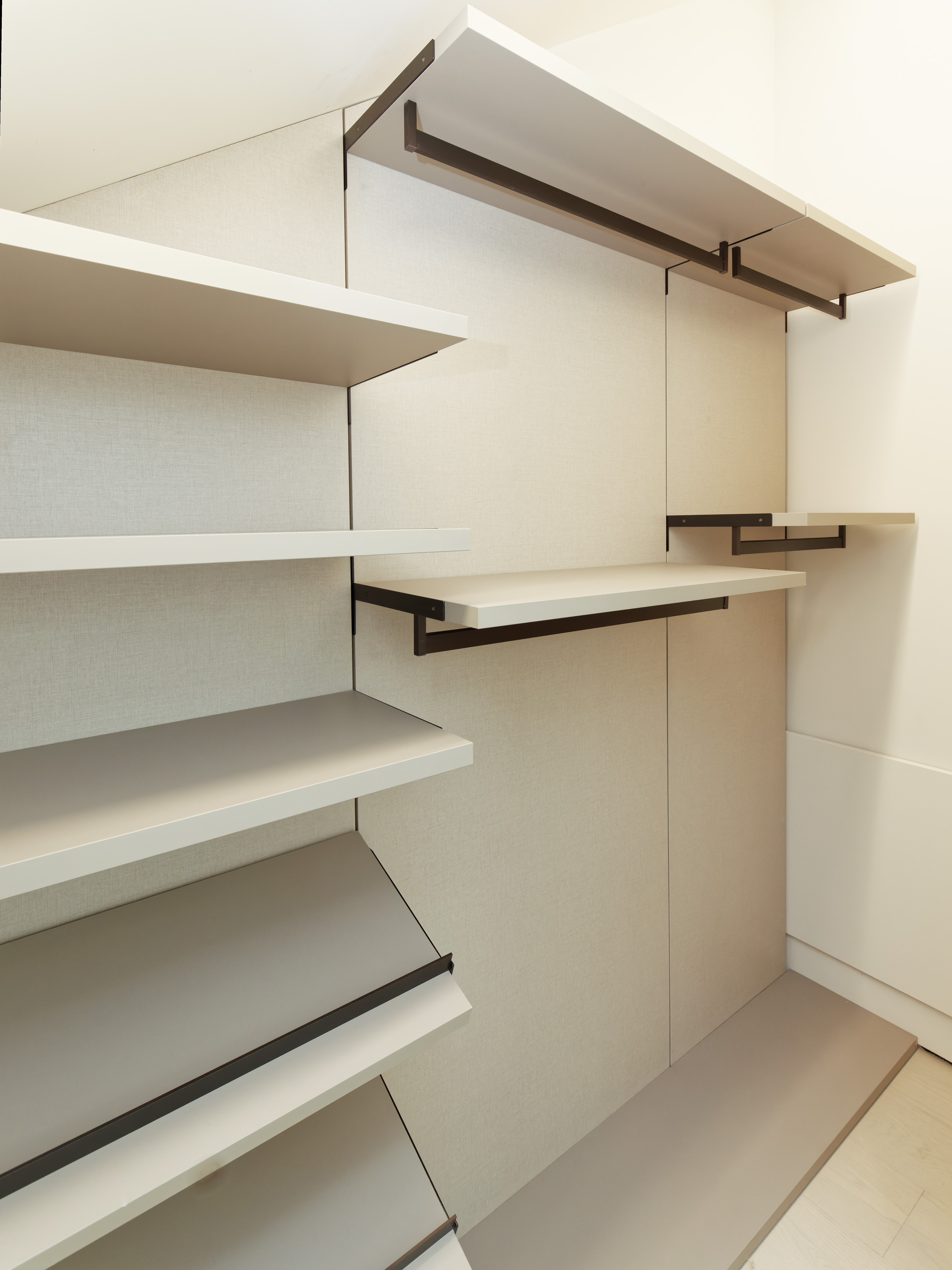 Open shelf detail